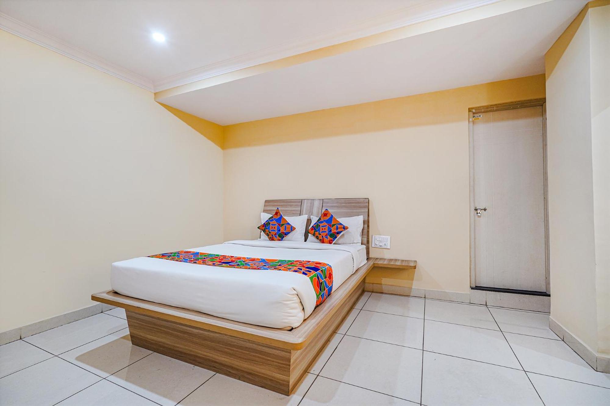 Fabhotel Bns Comforts Бангалор Экстерьер фото