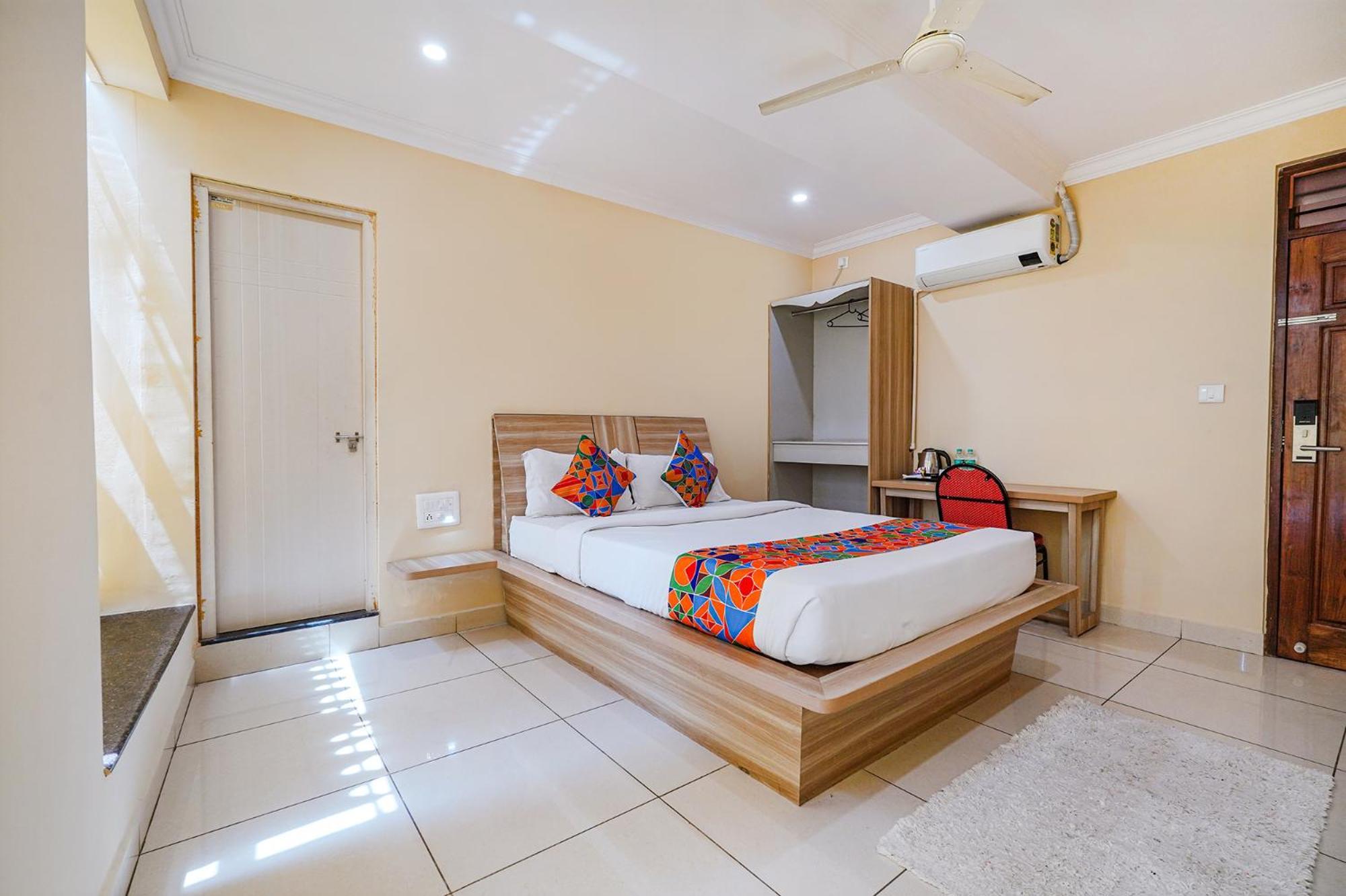 Fabhotel Bns Comforts Бангалор Экстерьер фото